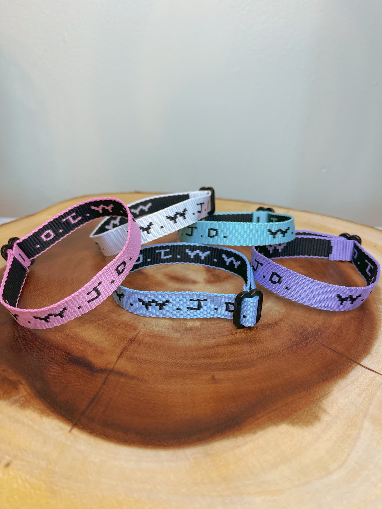 "WWJD" - 5 Pack Adjustable Bracelets